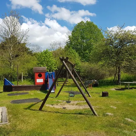 Mönchgut 1 Mit Wintergarten Und Terrasse *