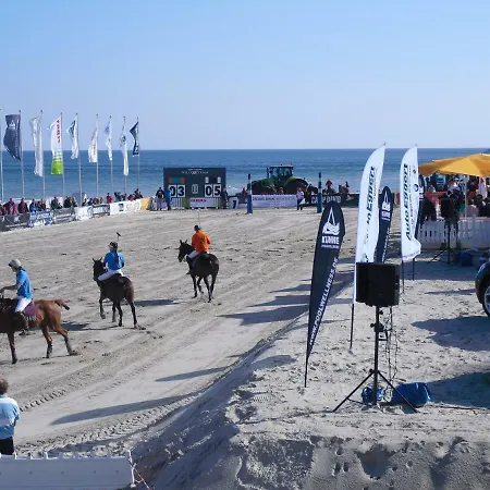 Mönchgut 1 Mit Wintergarten Und Terrasse