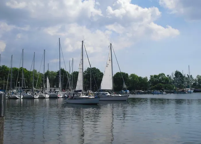 Moenchgut 1 Mit Wintergarten Und Terrasse